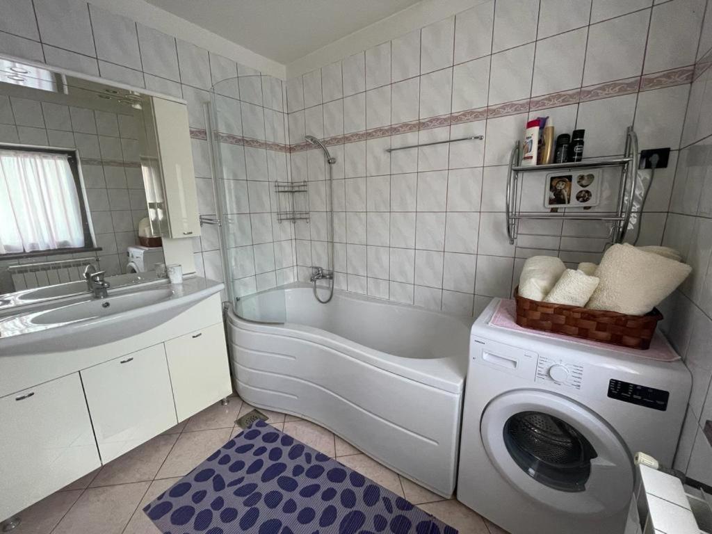 Apartment Tody'S Fužine Eksteriør bilde